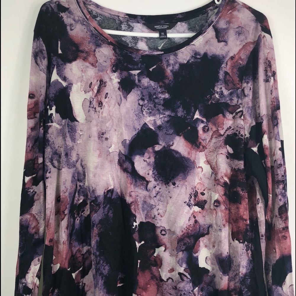 Simply Vera Wang long sleeved floral shirt top